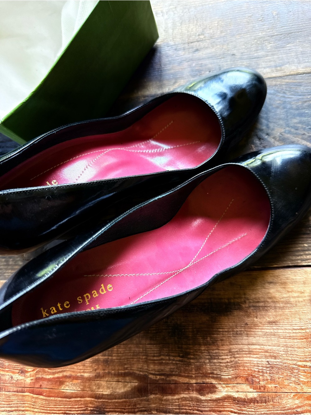 Kate Spade black patent leather wedge heels shoes size 8.5